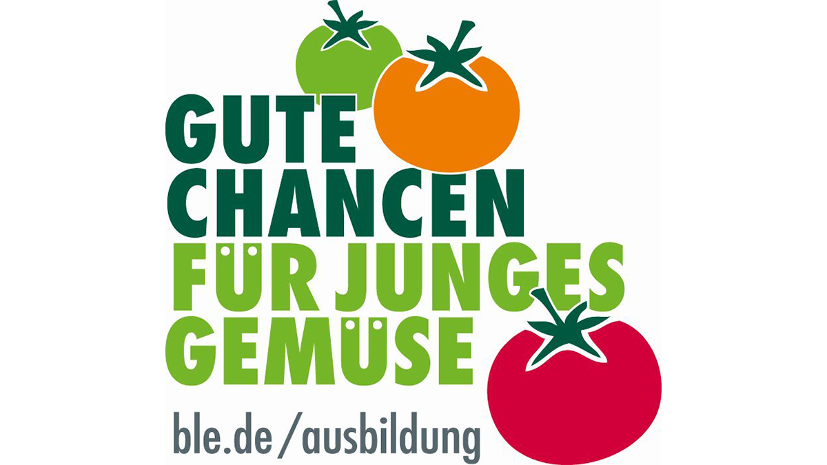Auf weißem Hintergrund steht in grüner Schrift: "Gute Chancen für junges Gemüse, ble.de/ausbildung" drei Tomaten umrahmen den Text auf der rechten Seite. (Quelle: BLE) Auf weißem Hintergrund steht in grüner Schrift: "Gute Chancen für junges Gemüse, ble.de/ausbildung" drei Tomaten umrahmen den Text auf der rechten Seite.